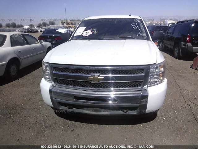 3GCPCSE03CG252433 - 2012 CHEVROLET SILVERADO C1500 LT WHITE photo 6