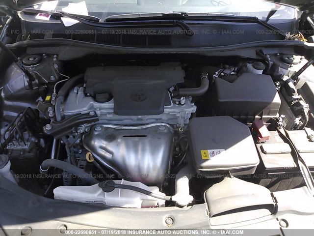 4T1BF1FK8HU801538 - 2017 TOYOTA CAMRY LE/XLE/SE/XSE GRAY photo 10