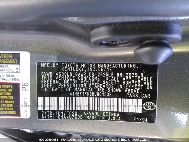 4T1BF1FK8HU801538 - 2017 TOYOTA CAMRY LE/XLE/SE/XSE GRAY photo 9