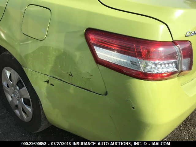 4T1BF3EK4BU685789 - 2011 TOYOTA CAMRY SE/LE/XLE GREEN photo 6