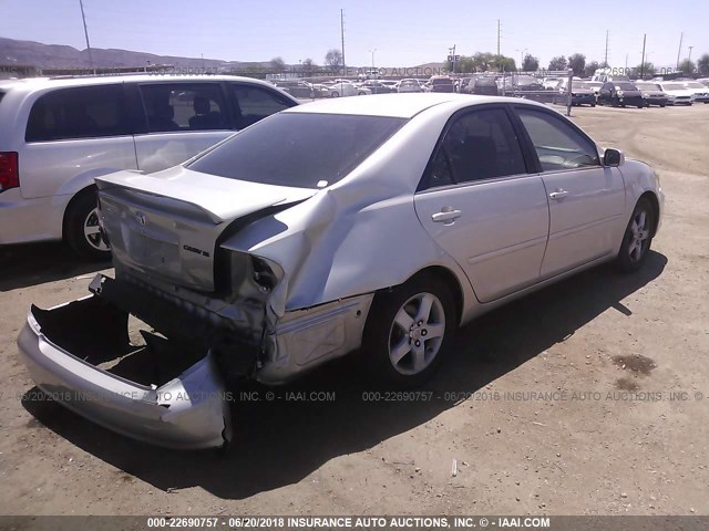 4T1BE32K04U826979 - 2004 TOYOTA CAMRY LE/XLE/SE ვერცხლისფერი ფოტო 4