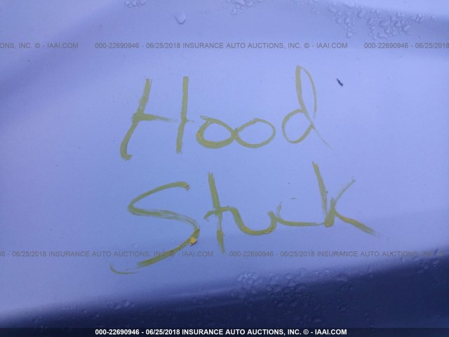 1G11H5SA0DF328756 - 2013 CHEVROLET MALIBU LTZ 银色 照片 10