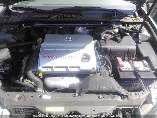 4T1BF32K25U591564 - 2005 TOYOTA CAMRY LE/XLE/SE ნაცრისფერი ფოტო 10