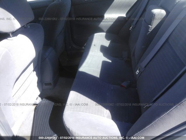 4T1BE32K45U609100 - 2005 TOYOTA CAMRY LE/XLE/SE ვერცხლისფერი ფოტო 8