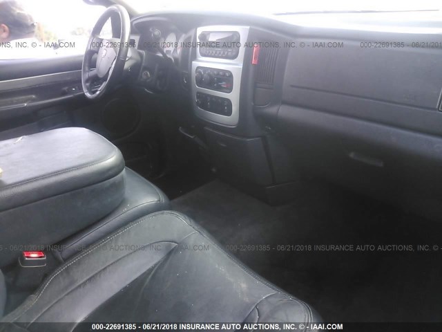 3D7KS28C05G705144 - 2005 DODGE RAM 2500 ST/SLT 黑色 照片 5