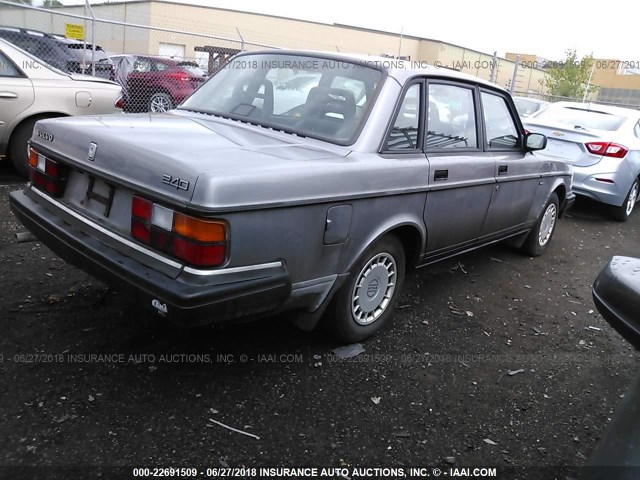 YV1AS8802N1475470 - 1992 VOLVO 240 GL GRAY photo 4