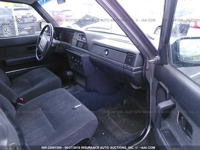 YV1AS8802N1475470 - 1992 VOLVO 240 GL GRAY photo 5