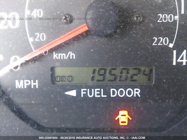 2T1FF28P02C599108 - 2002 TOYOTA CAMRY SOLARA SE/SLE ვერცხლისფერი ფოტო 7