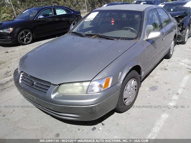 JT2BG22KXX0370342 - 1999 TOYOTA CAMRY LE/XLE 金色 照片 2