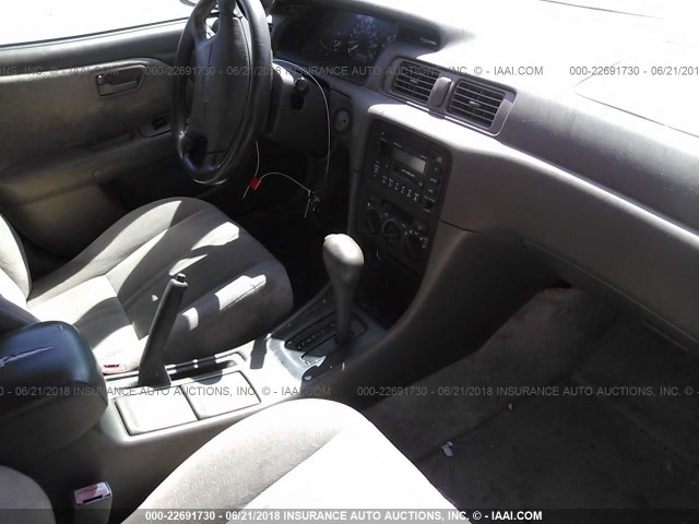 JT2BG22KXX0370342 - 1999 TOYOTA CAMRY LE/XLE 金色 照片 5