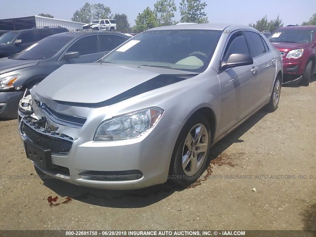 1G1ZB5E17BF338312 - 2011 CHEVROLET MALIBU LS Gümüş foto 2