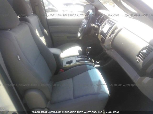 3TMJU4GNXEM171750 - 2014 TOYOTA TACOMA DOUBLE CAB PRERUNNER WHITE photo 5