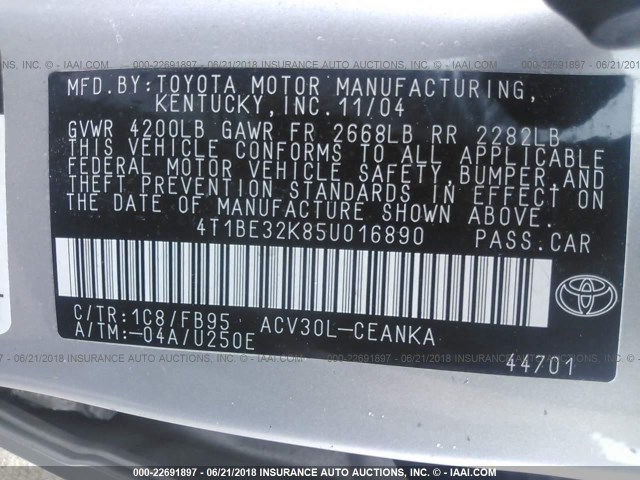 4T1BE32K85U016890 - 2005 TOYOTA CAMRY LE/XLE/SE ვერცხლისფერი ფოტო 9