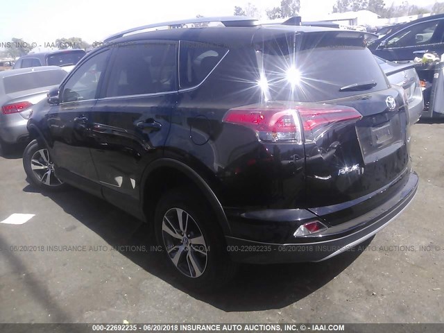 2T3WFREV2JW410068 - 2018 TOYOTA RAV4 ADVENTURE/XLE Qara foto 3