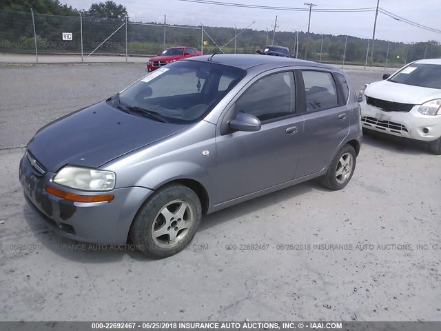 KL1TD66697B788282 - 2007 CHEVROLET AVEO LS GRAY photo 2