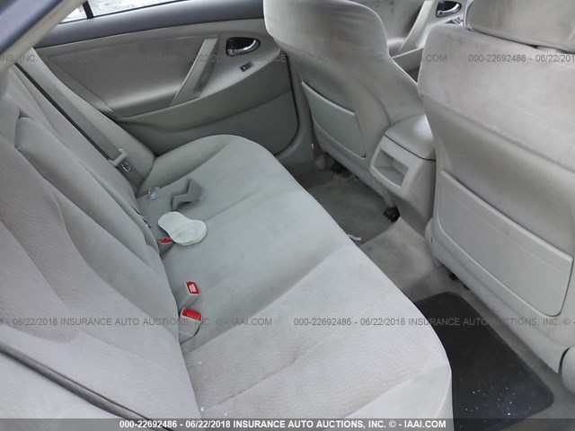 4T1BF3EK0BU170658 - 2011 TOYOTA CAMRY SE/LE/XLE ოქროსფერი ფოტო 8