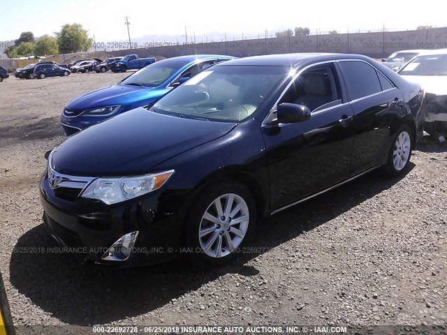 4T1BK1FK1EU539143 - 2014 TOYOTA CAMRY SE/XLE BLACK photo 2