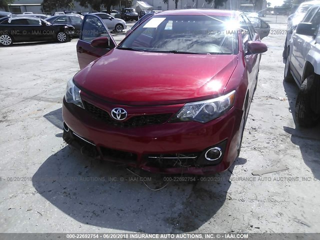4T1BF1FK8DU646631 - 2013 TOYOTA CAMRY L/SE/LE/XLE 红色 照片 6