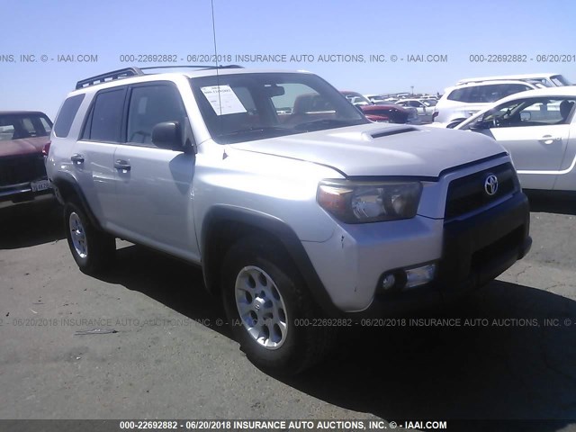 JTEBU5JR9A5032856 - 2010 TOYOTA 4RUNNER SR5/LIMITED/TRAIL SILVER photo 1