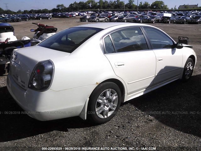 1N4AL11D96N442652 - 2006 NISSAN ALTIMA S/SL WHITE photo 4