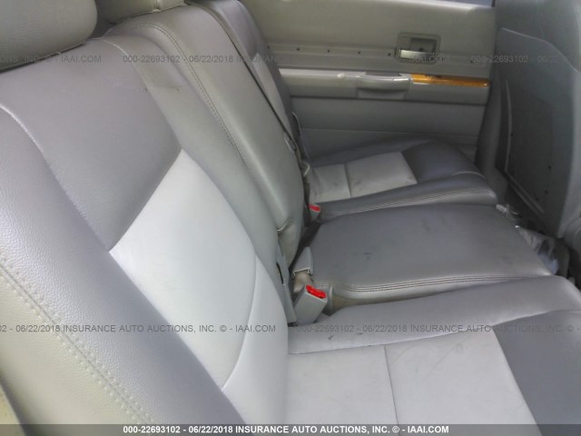 1A8HW58217F508384 - 2007 CHRYSLER ASPEN LIMITED SILVER photo 8