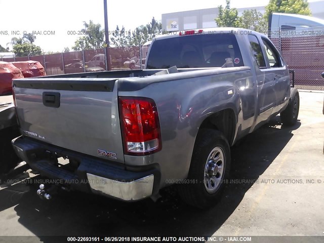 2GTEC19C081195047 - 2008 GMC SIERRA C1500 GRAY photo 4