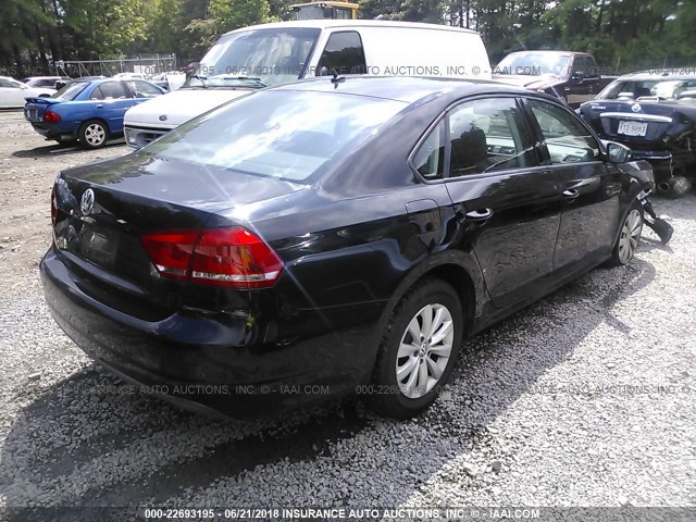 1VWAP7A31DC014993 - 2013 VOLKSWAGEN PASSAT S BLACK photo 4