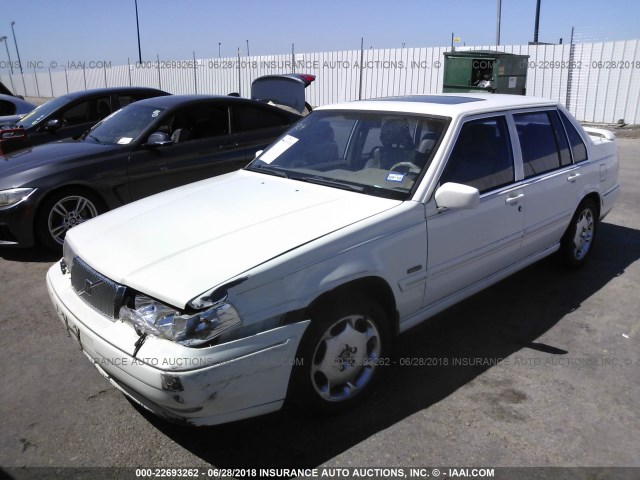 YV1KS9605W1140802 - 1998 VOLVO S90 白色 照片 2