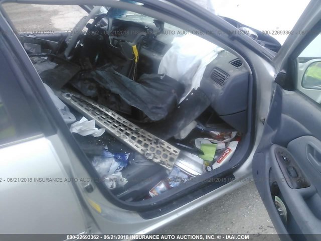 4T1BF28K31U966387 - 2001 TOYOTA CAMRY LE/XLE SILVER photo 5