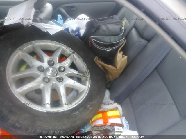 4T1BF28K31U966387 - 2001 TOYOTA CAMRY LE/XLE SILVER photo 8