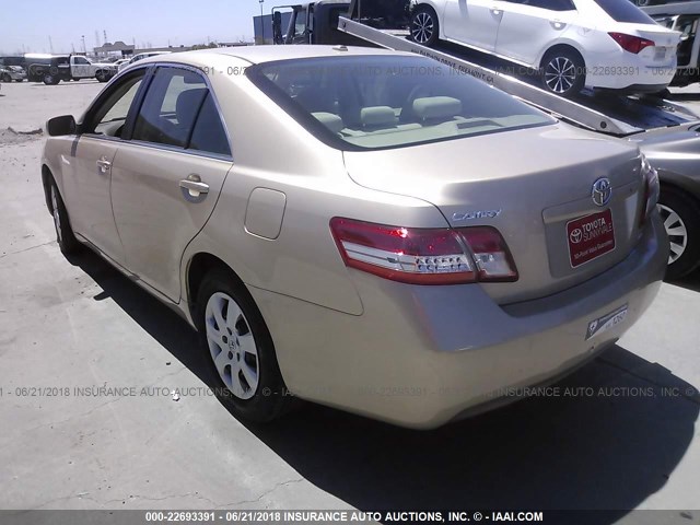 JTNBF3EK1A3004802 - 2010 TOYOTA CAMRY SE/LE/XLE 金色 照片 3