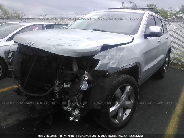 1J4RR6GT9BC663241 - 2011 JEEP GRAND CHEROKEE OVERLAND SILVER photo 2
