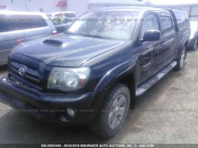 5TEMU4FN9AZ706501 - 2010 TOYOTA TACOMA DOUBLE CAB LONG BED BLACK photo 2