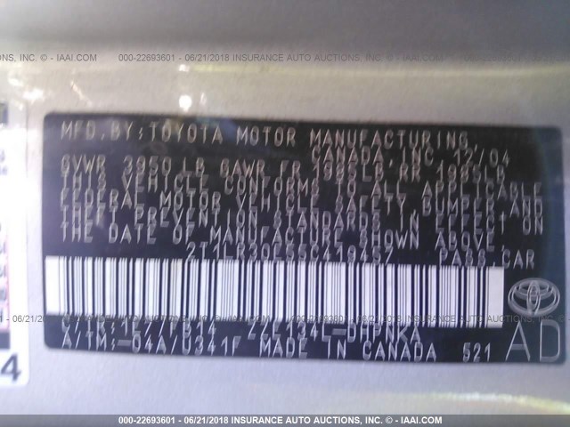 2T1LR30E55C419457 - 2005 TOYOTA COROLLA MATRIX XR SILVER photo 9