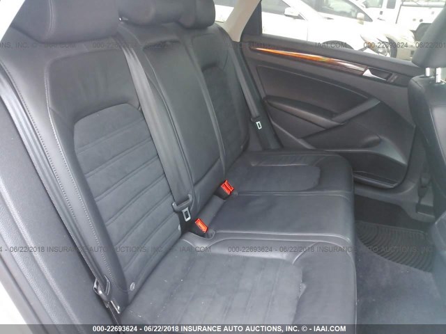 1VWCP7A31CC080726 - 2012 VOLKSWAGEN PASSAT SEL GRAY photo 8