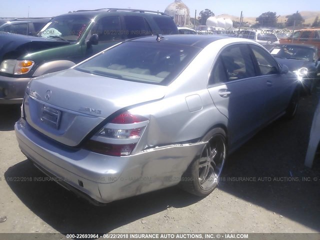 WDDNG77X78A160627 - 2008 MERCEDES-BENZ S 63 AMG SILVER photo 4