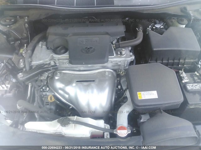 4T4BF1FK3GR553803 - 2016 TOYOTA CAMRY LE/XLE/SE/XSE 灰色 照片 10