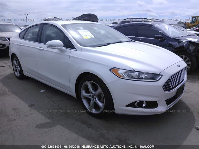 3FA6P0HD3FR224472 - 2015 FORD FUSION SE WHITE photo 1