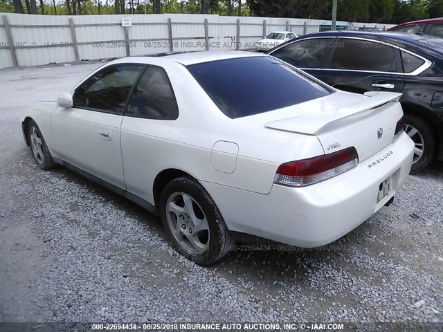 JHMBB6141WC012882 - 1998 HONDA PRELUDE WHITE photo 3