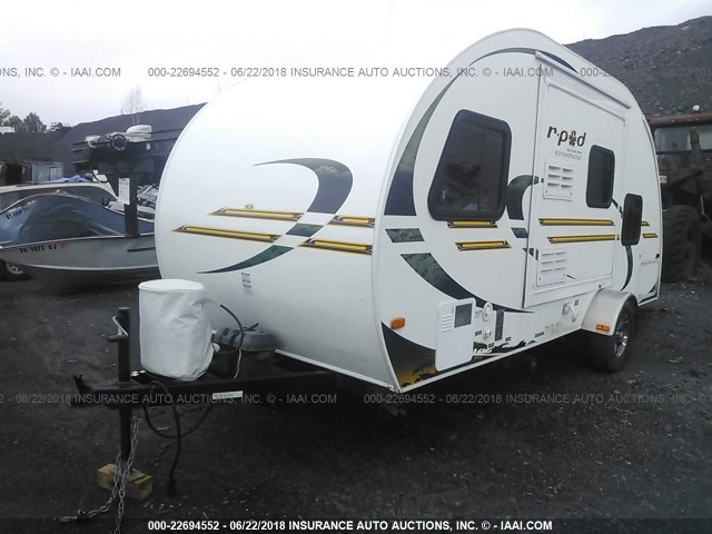 4X4TRPT10BL007770 - 2011 FOREST RIVER R POD  თეთრი ფოტო 2