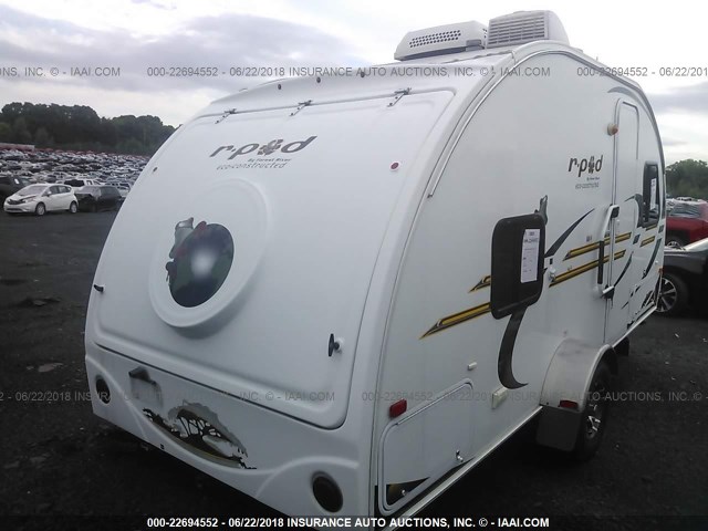 4X4TRPT10BL007770 - 2011 FOREST RIVER R POD  თეთრი ფოტო 4