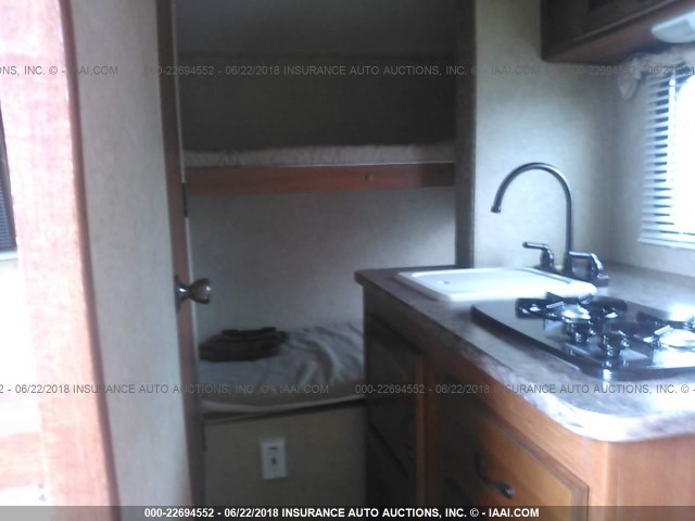 4X4TRPT10BL007770 - 2011 FOREST RIVER R POD  თეთრი ფოტო 8