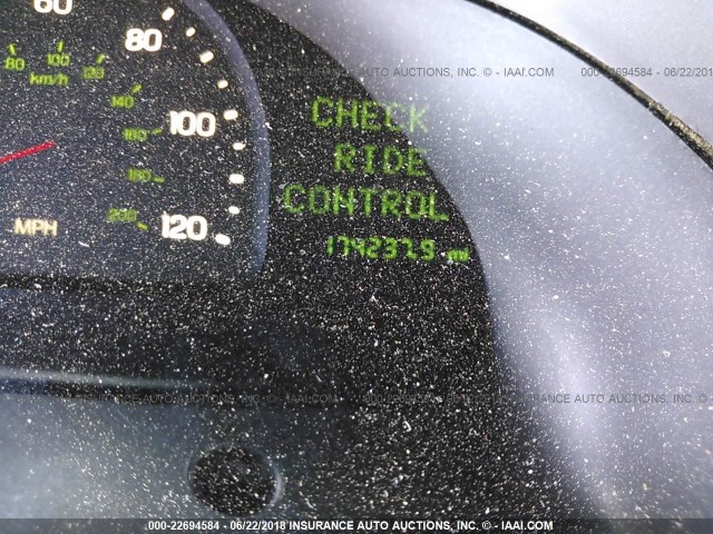 1LNHM97V1YY811750 - 2000 LINCOLN CONTINENTAL  Rot Foto 7