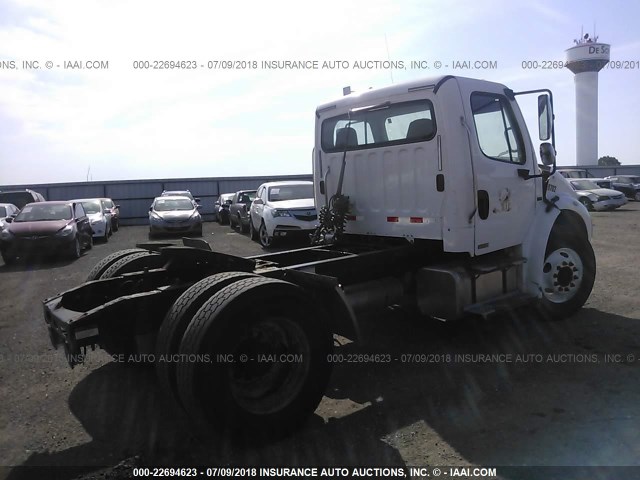 1FUBCXCS17HX62800 - 2007 FREIGHTLINER M2 106 MEDIUM DUTY WHITE photo 4