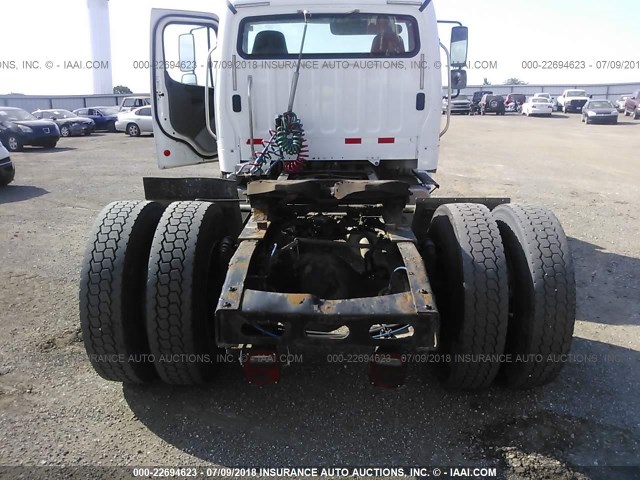 1FUBCXCS17HX62800 - 2007 FREIGHTLINER M2 106 MEDIUM DUTY WHITE photo 8