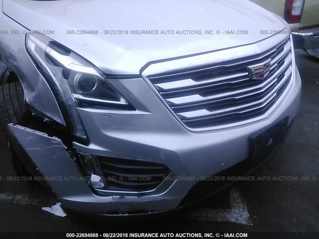 1GYKNDRS3HZ312448 - 2017 CADILLAC XT5 LUXURY SILVER photo 6