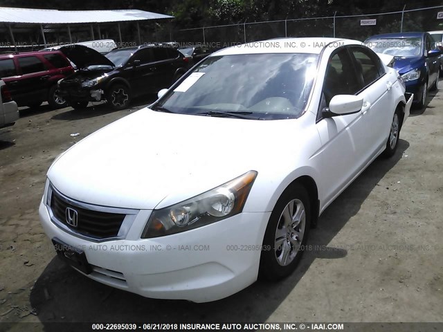 1HGCP26419A027375 - 2009 HONDA ACCORD LXP WHITE photo 2