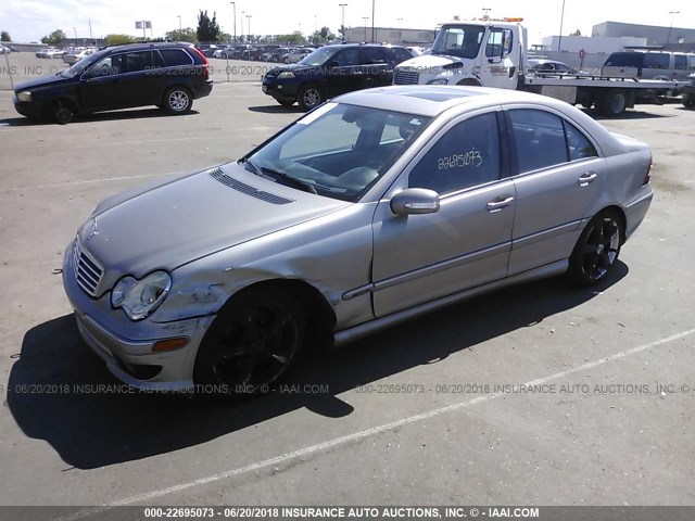 WDBRF40J05F671340 - 2005 MERCEDES-BENZ C 230K SPORT SEDAN Champagne photo 2