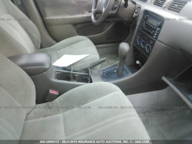 4T1BG22KX1U111367 - 2001 TOYOTA CAMRY CE/LE/XLE 金色 照片 5