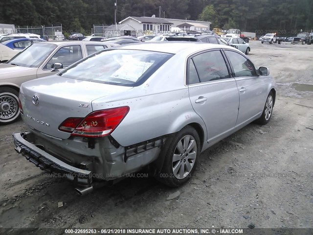 4T1BK36B56U087419 - 2006 TOYOTA AVALON XL/XLS/TOURING/LIMITED SILVER photo 4